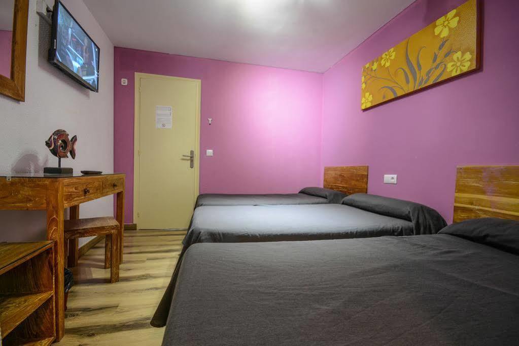 Hostal Ancora Льорет-де-Мар Екстер'єр фото